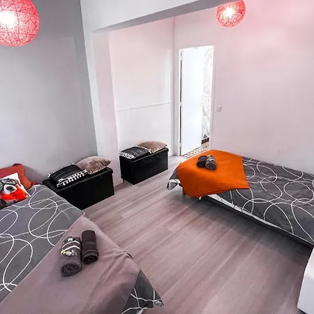 Holiday home Reve D'azur: Beachfront With Shared Pool And Bbq Terrace