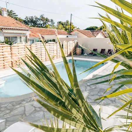 Reve D'azur: Beachfront With Shared Pool And Bbq Terrace Holiday home Sainte-Maxime