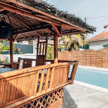 Reve D'azur: Beachfront With Shared Pool And Bbq Terrace * Sainte-Maxime