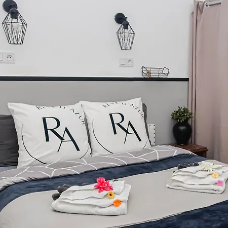 Reve D'azur De La Nartelle, Maison Julia Avec Piscine Partagee, Parking & Terrasse Bbq, Wifi Et Draps Inclus * 圣马克西姆