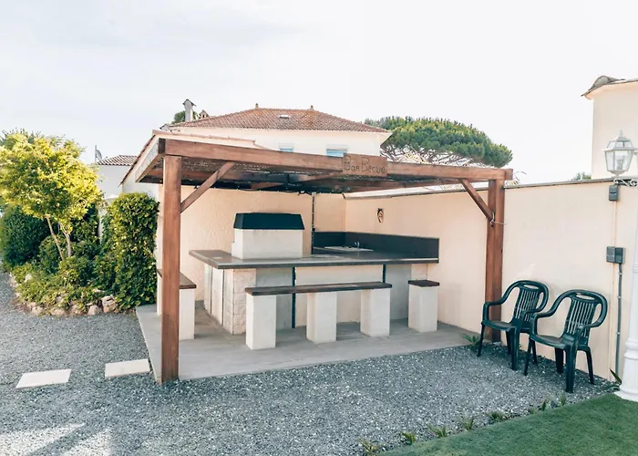 Maison Julia Bord De - 2 - Piscine Partagée - Parking - Bbq - Draps Inclus