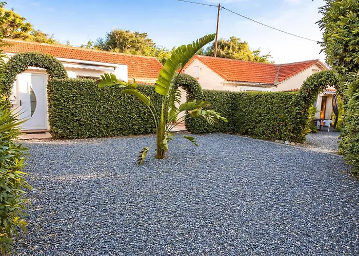 Maison Julia Bord De - 2 - Piscine Partagée - Parking - Bbq - Draps Inclus * Sainte-Maxime